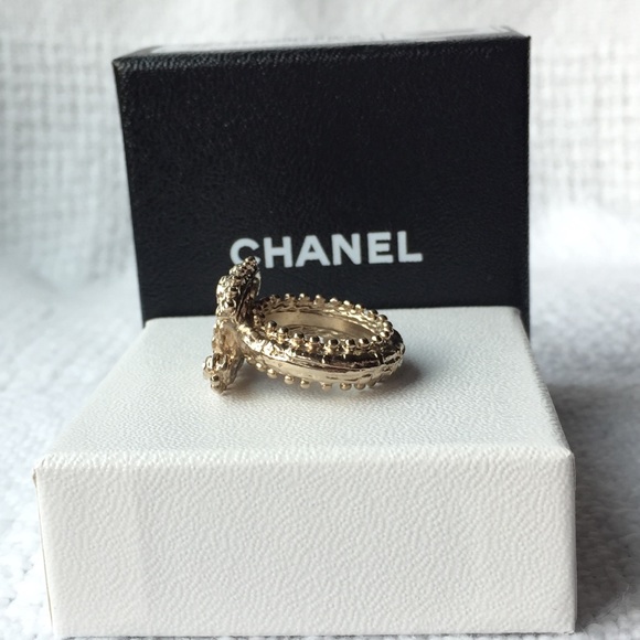 Chanel Ring Size 52 Brand New Full Set Champagne Gold Color With Crystals - Picture 13 of 16